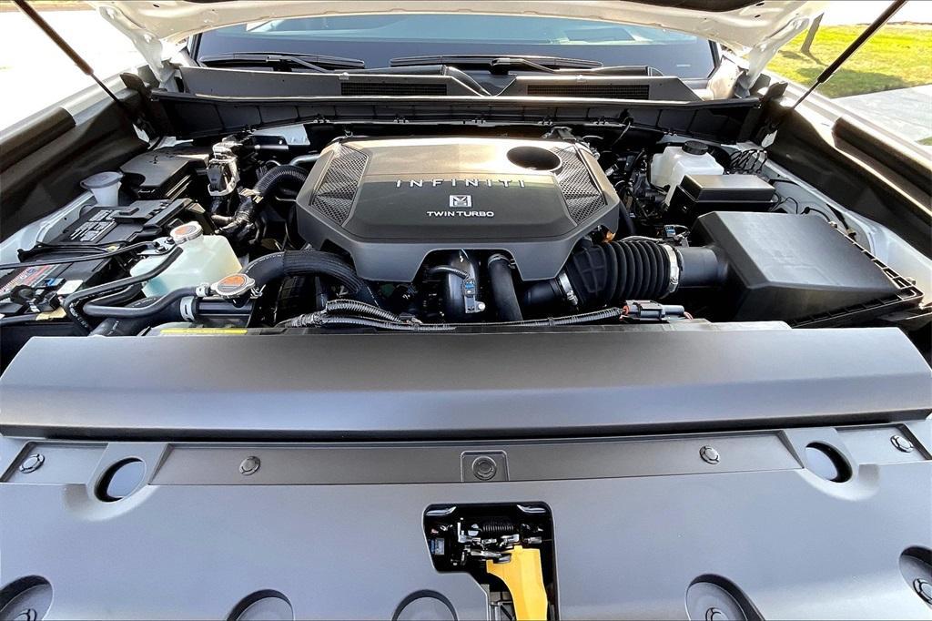 new 2026 INFINITI QX80 car, priced at $93,917