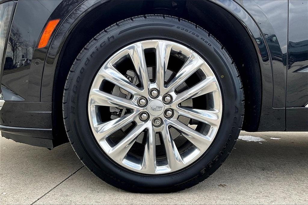used 2020 Cadillac XT6 car, priced at $28,990