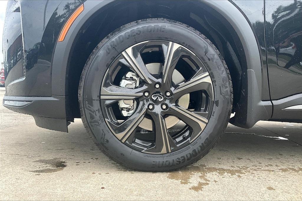 new 2026 INFINITI QX60 car, priced at $66,695