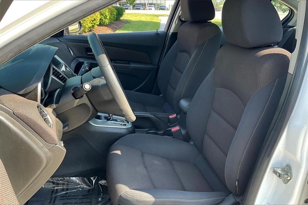 used 2016 Chevrolet Cruze Limited car, priced at $8,850