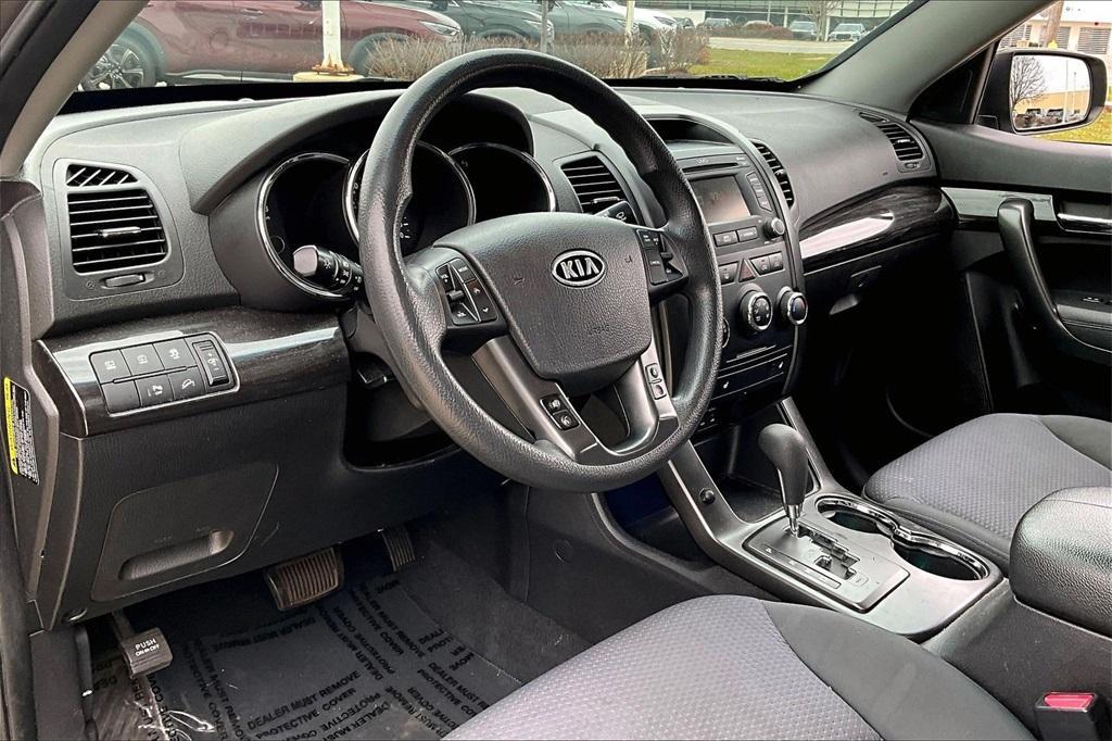 used 2013 Kia Sorento car, priced at $7,547