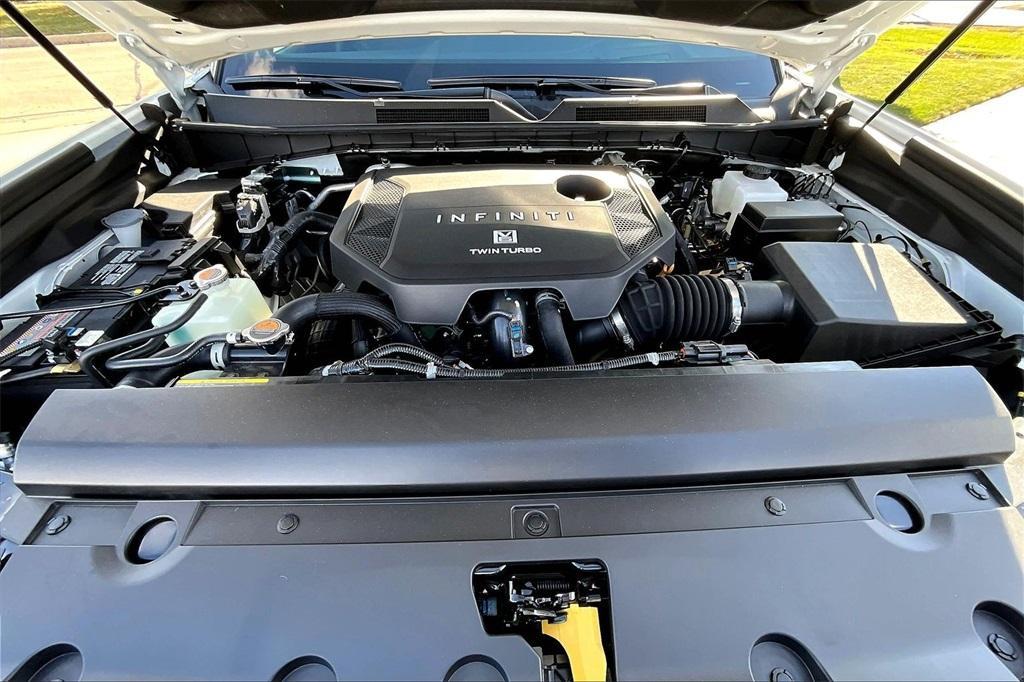 new 2026 INFINITI QX80 car, priced at $101,877