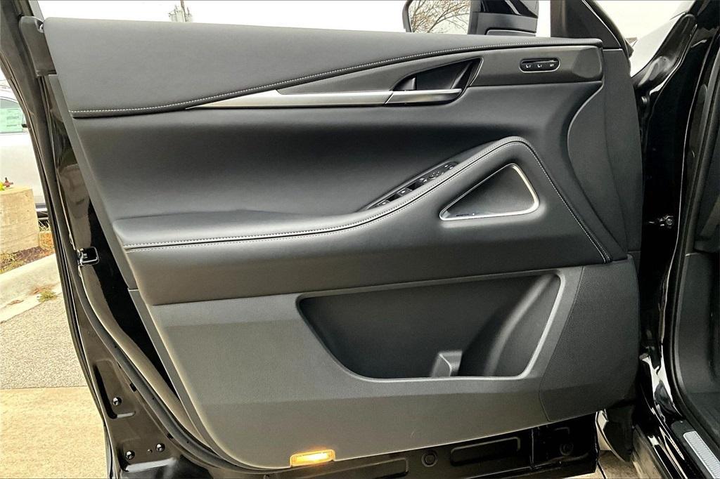 used 2025 INFINITI QX60 car, priced at $44,885