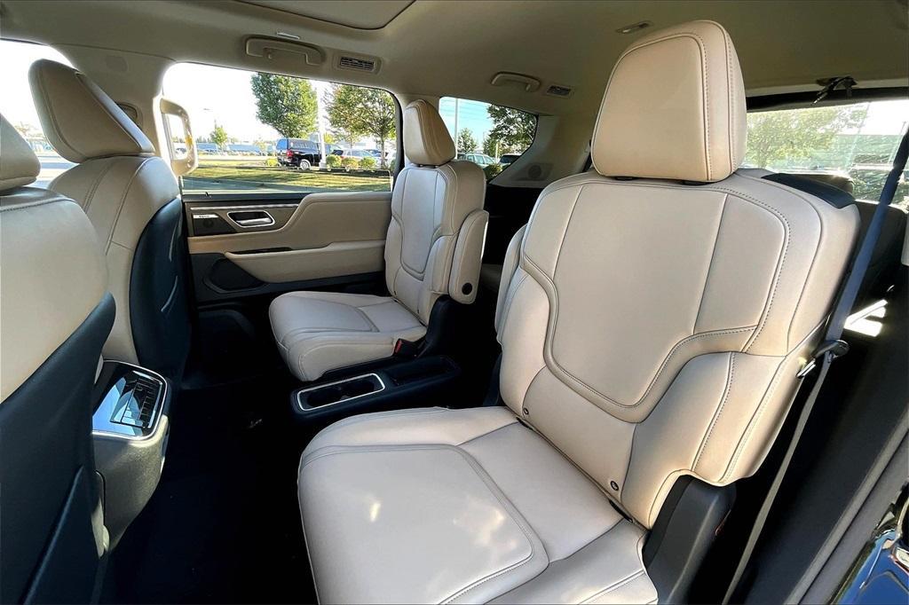 new 2026 INFINITI QX80 car, priced at $85,856