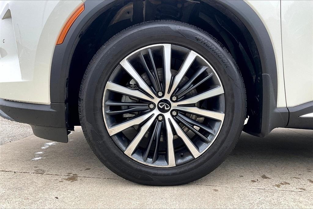 used 2025 INFINITI QX60 car, priced at $58,890
