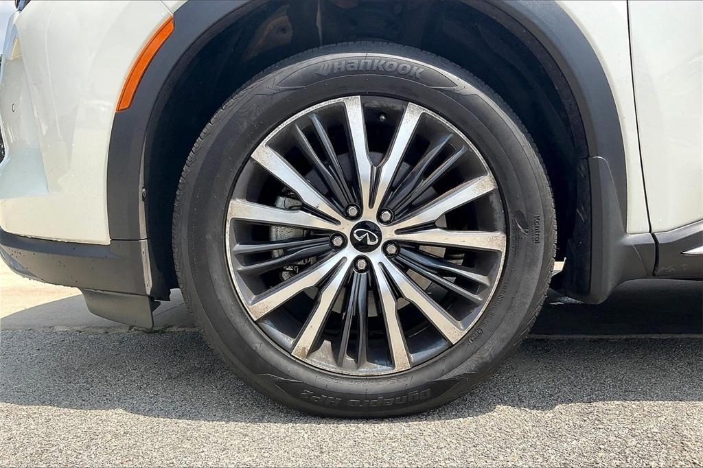 used 2025 INFINITI QX60 car, priced at $53,939