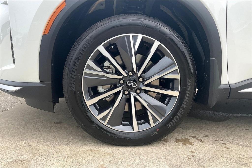 new 2026 INFINITI QX60 car, priced at $60,745