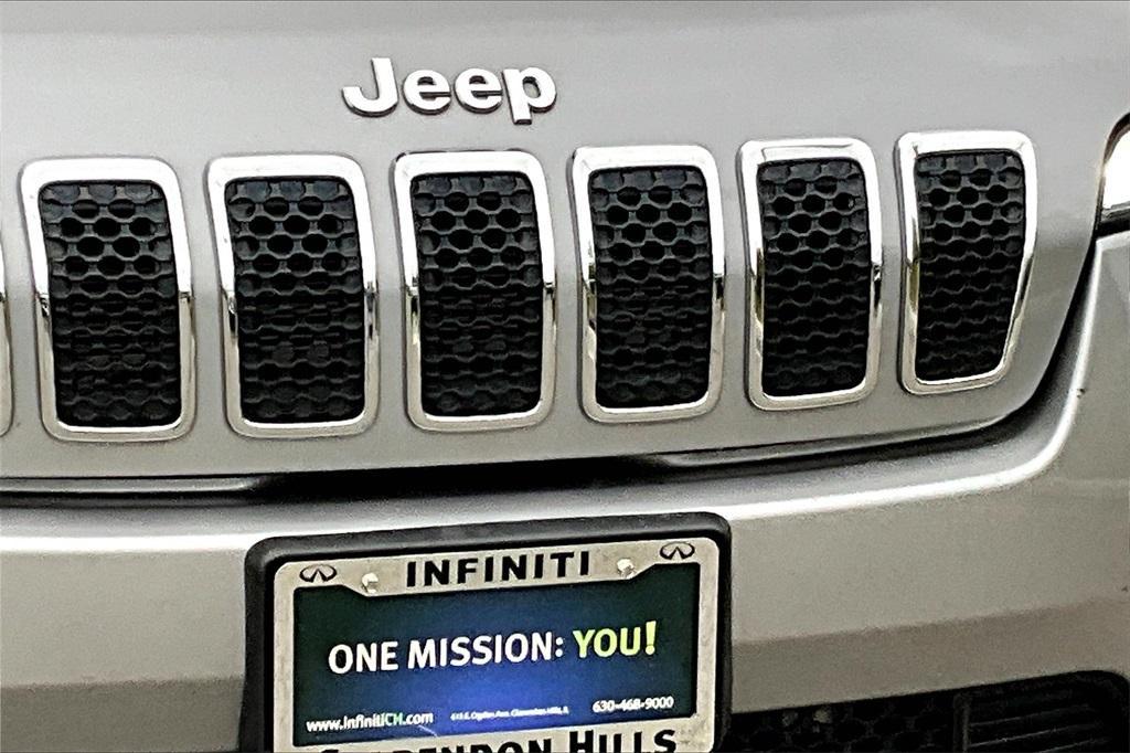 used 2019 Jeep Cherokee car, priced at $19,776