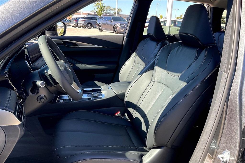 new 2025 INFINITI QX60 car, priced at $58,156