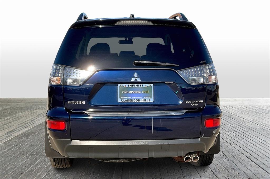 used 2010 Mitsubishi Outlander car, priced at $7,811