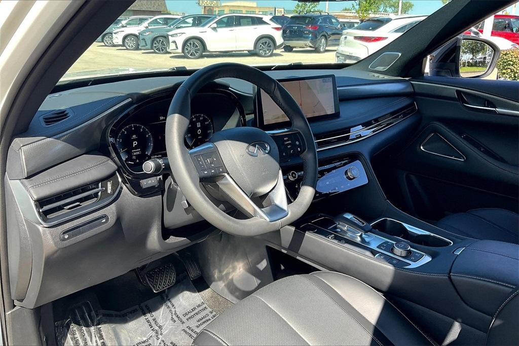 used 2025 INFINITI QX60 car, priced at $49,905