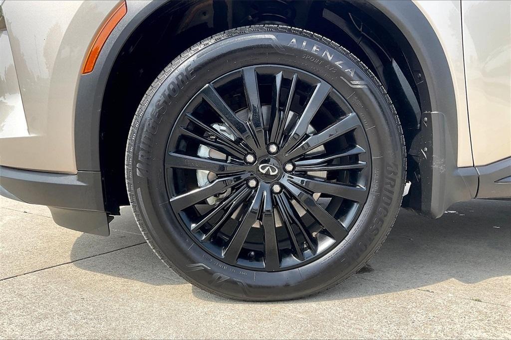 used 2025 INFINITI QX60 car, priced at $59,825