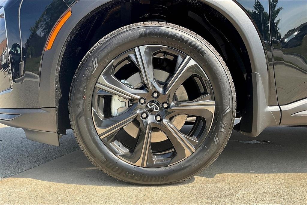 new 2026 INFINITI QX60 car, priced at $66,695