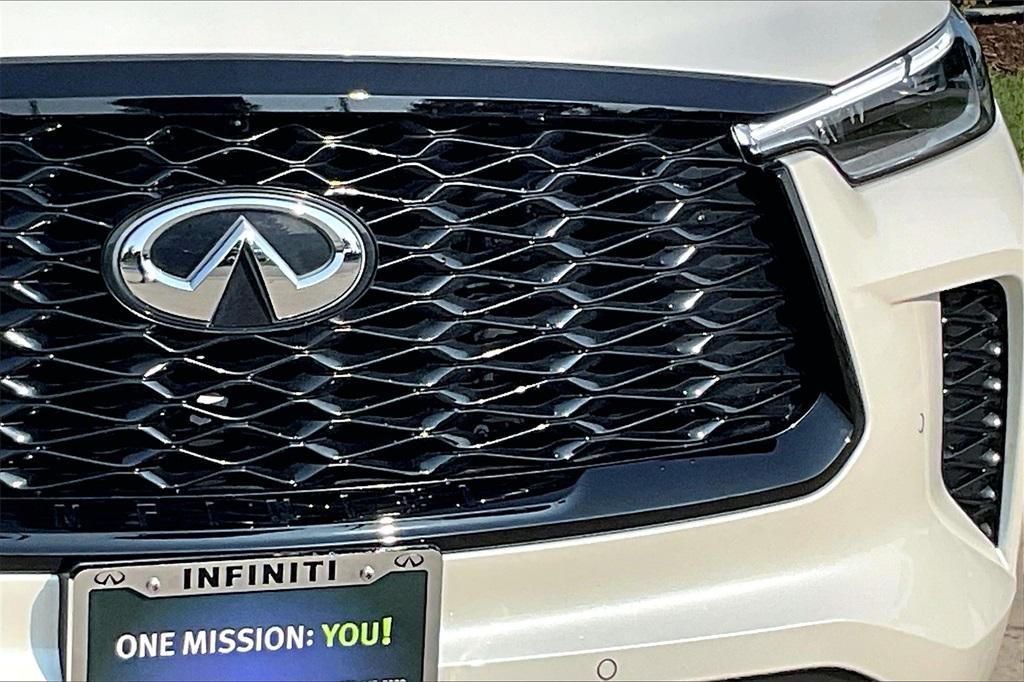 used 2025 INFINITI QX60 car, priced at $50,957