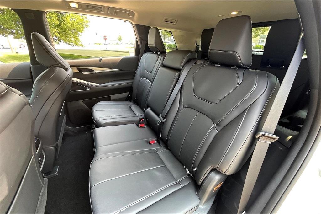new 2025 INFINITI QX60 car, priced at $57,174
