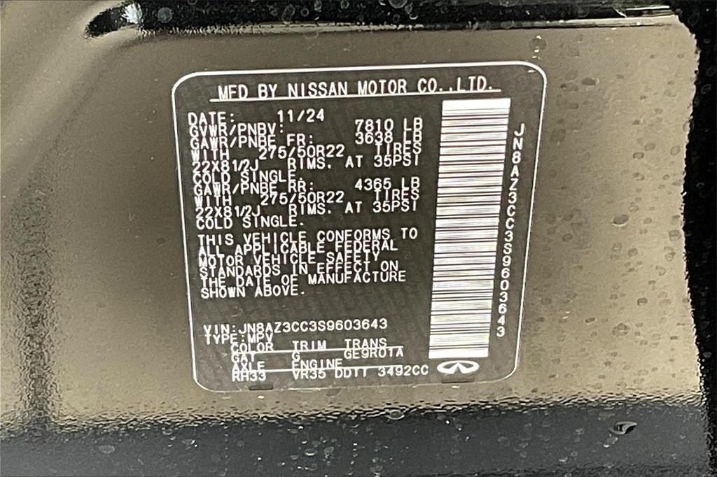 new 2025 INFINITI QX80 car, priced at $104,001