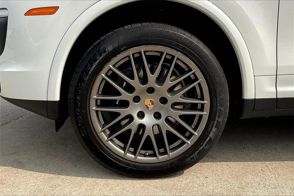 used 2017 Porsche Cayenne car, priced at $23,875