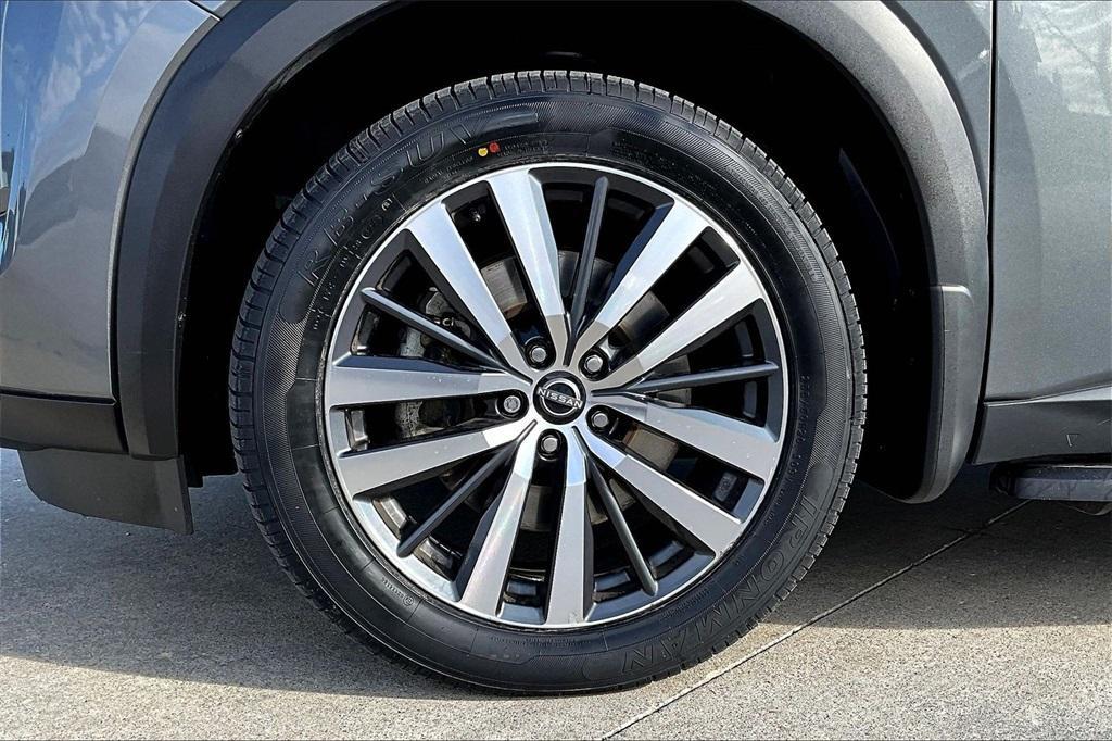 used 2022 Nissan Pathfinder car, priced at $34,483