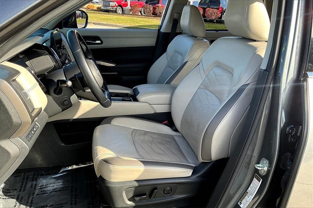 used 2022 Nissan Pathfinder car, priced at $34,483