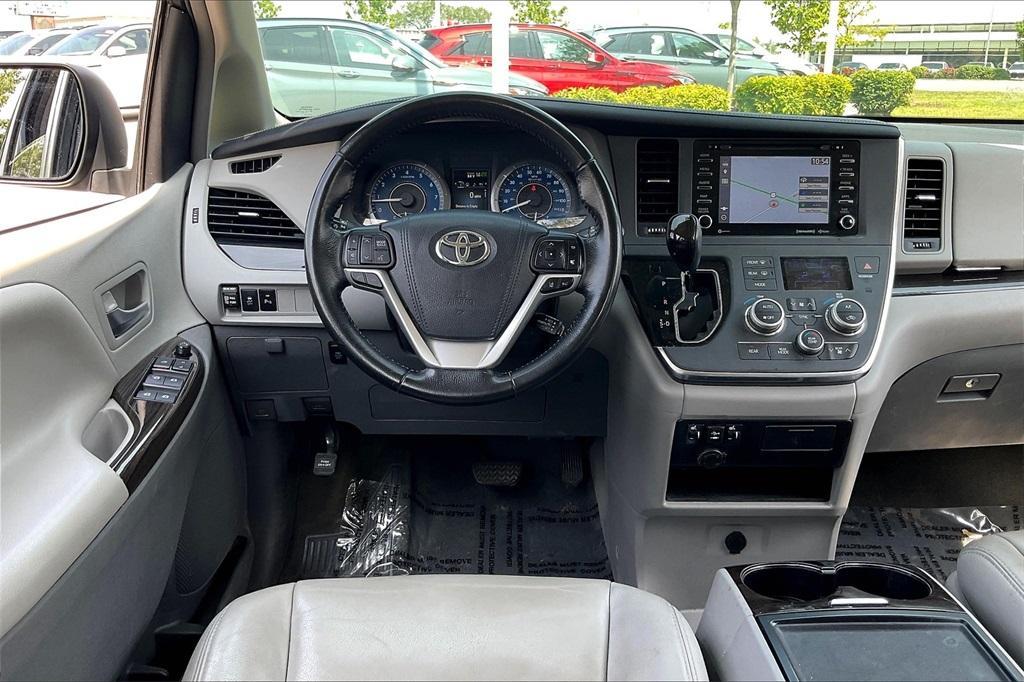 used 2018 Toyota Sienna car, priced at $28,967
