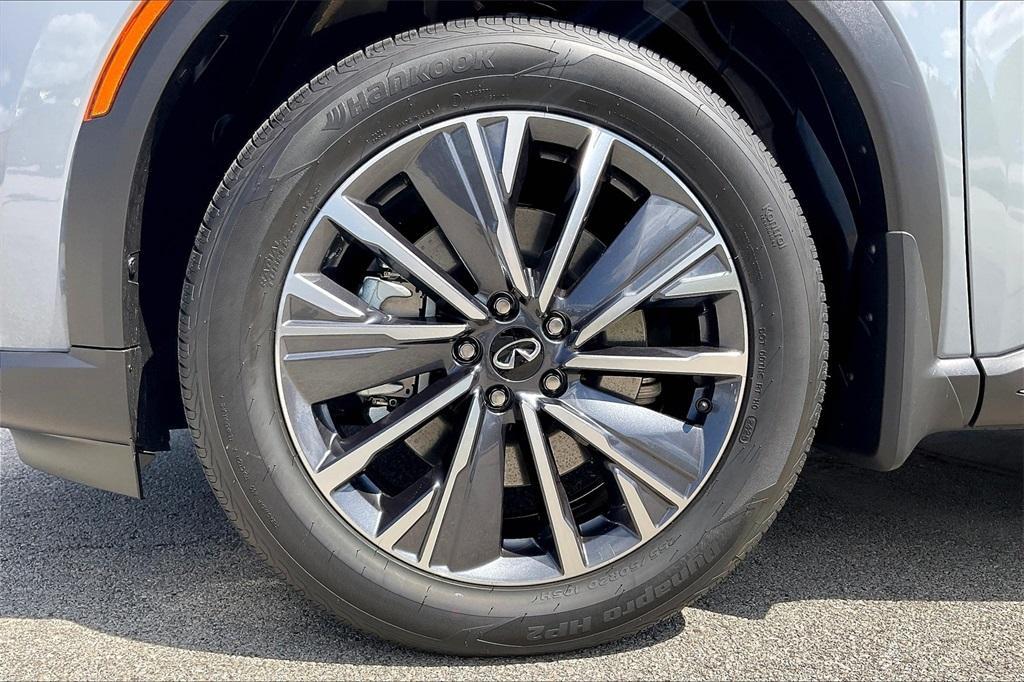 new 2026 INFINITI QX60 car, priced at $60,040