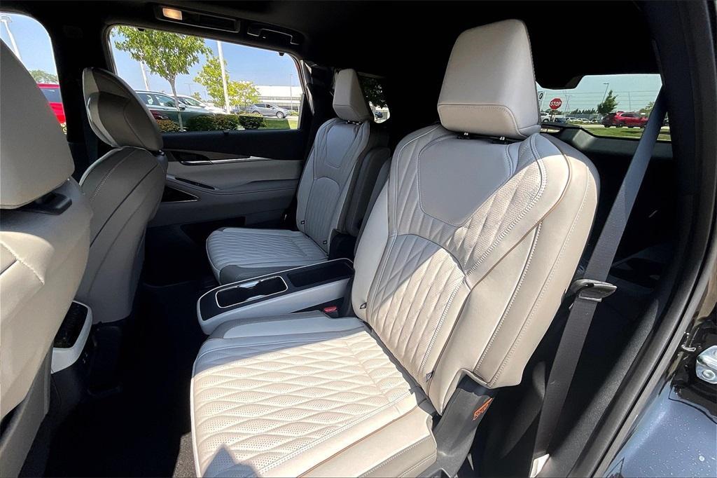 new 2026 INFINITI QX60 car, priced at $68,390