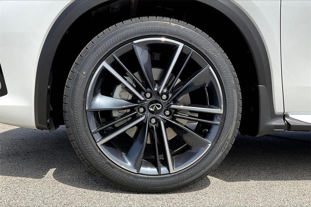 new 2025 INFINITI QX55 car, priced at $55,267