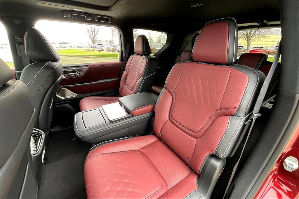 new 2025 INFINITI QX80 car, priced at $104,879