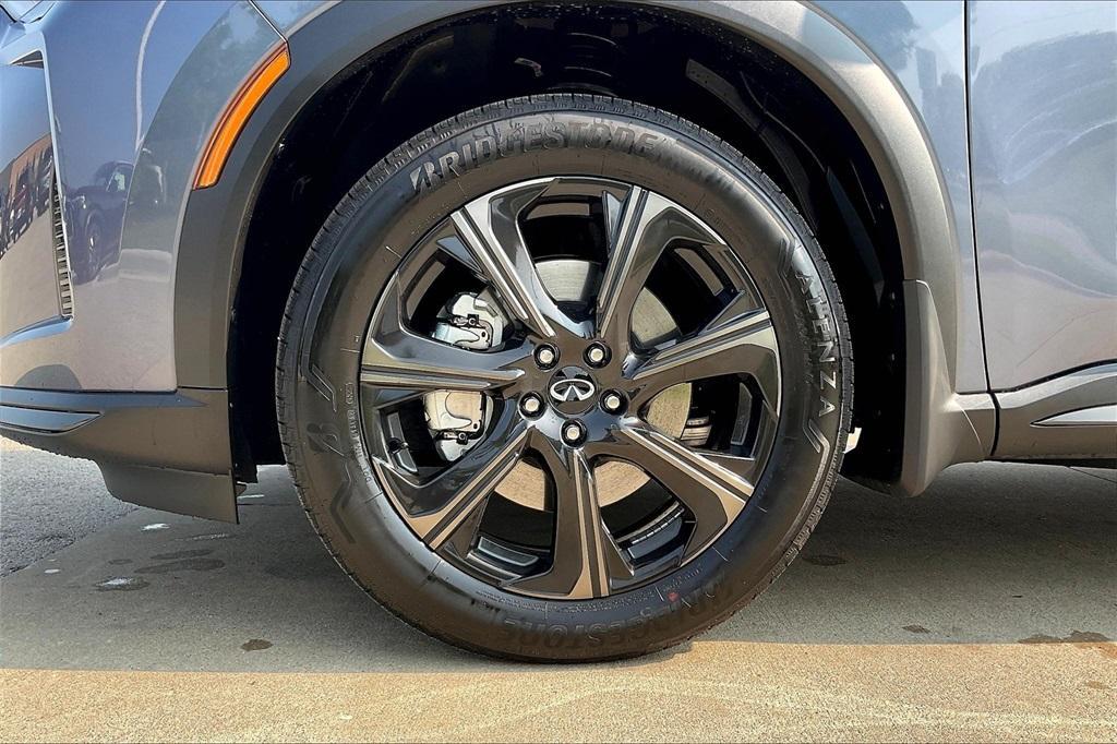 new 2026 INFINITI QX60 car, priced at $68,390
