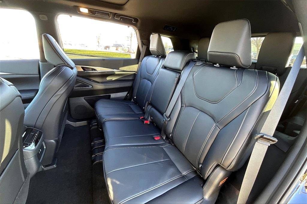 new 2025 INFINITI QX60 car, priced at $59,332