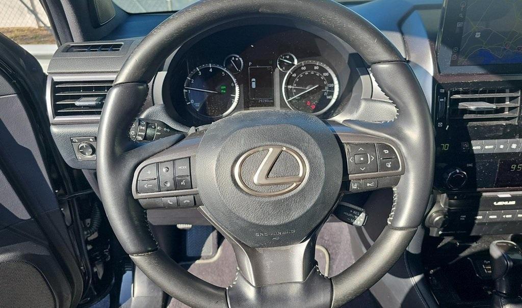 used 2022 Lexus GX 460 car, priced at $53,538