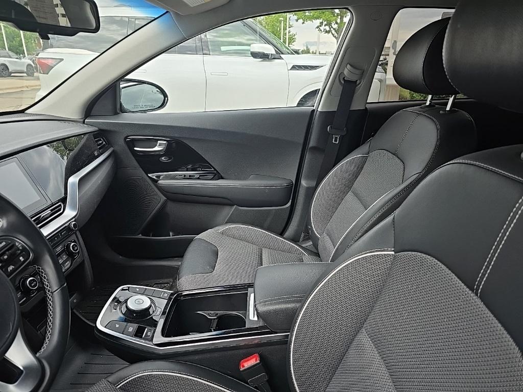 used 2022 Kia Niro EV car, priced at $21,985