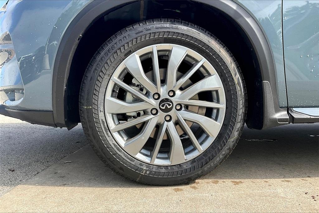 new 2025 INFINITI QX50 car, priced at $46,586