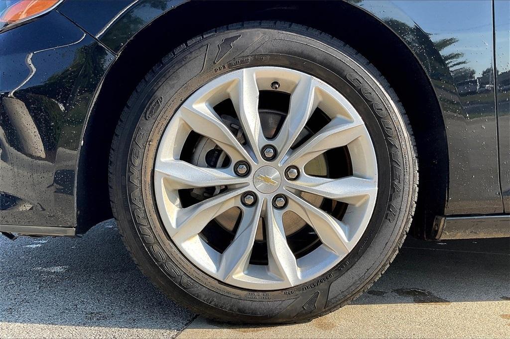 used 2023 Chevrolet Malibu car, priced at $18,455