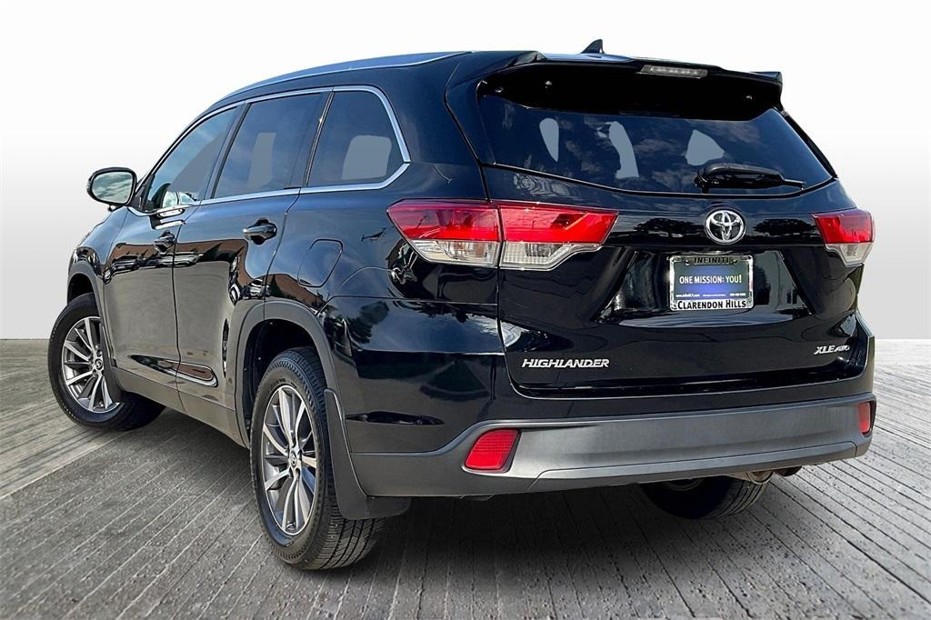used 2019 Toyota Highlander car, priced at $21,988