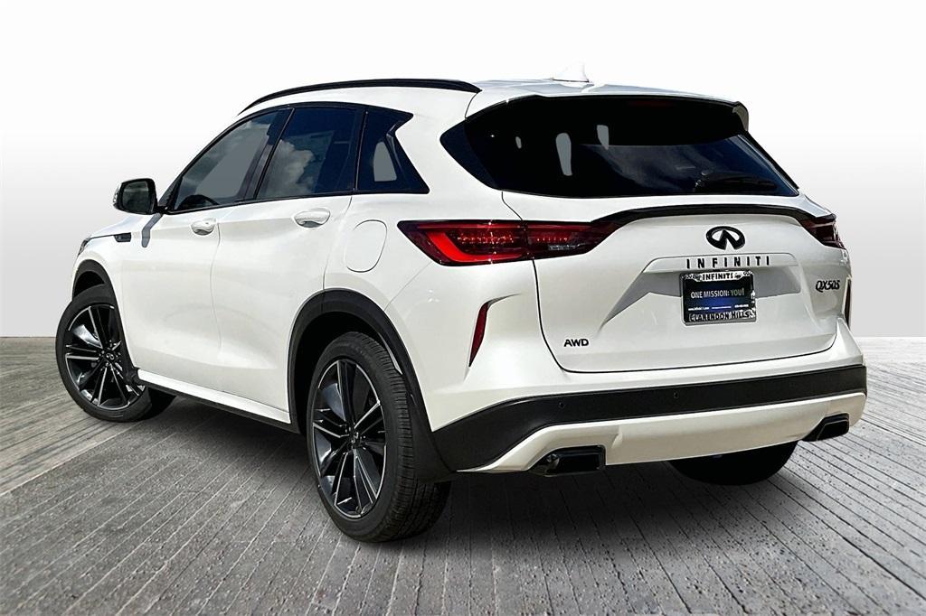 new 2025 INFINITI QX50 car, priced at $52,321