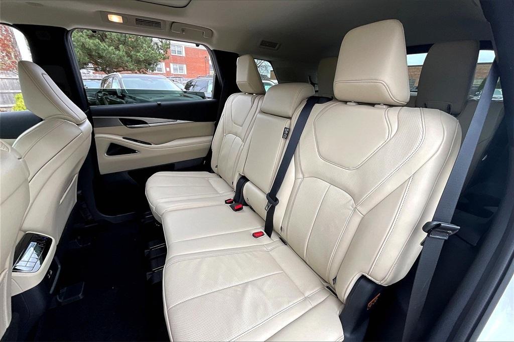 new 2025 INFINITI QX60 car, priced at $57,174