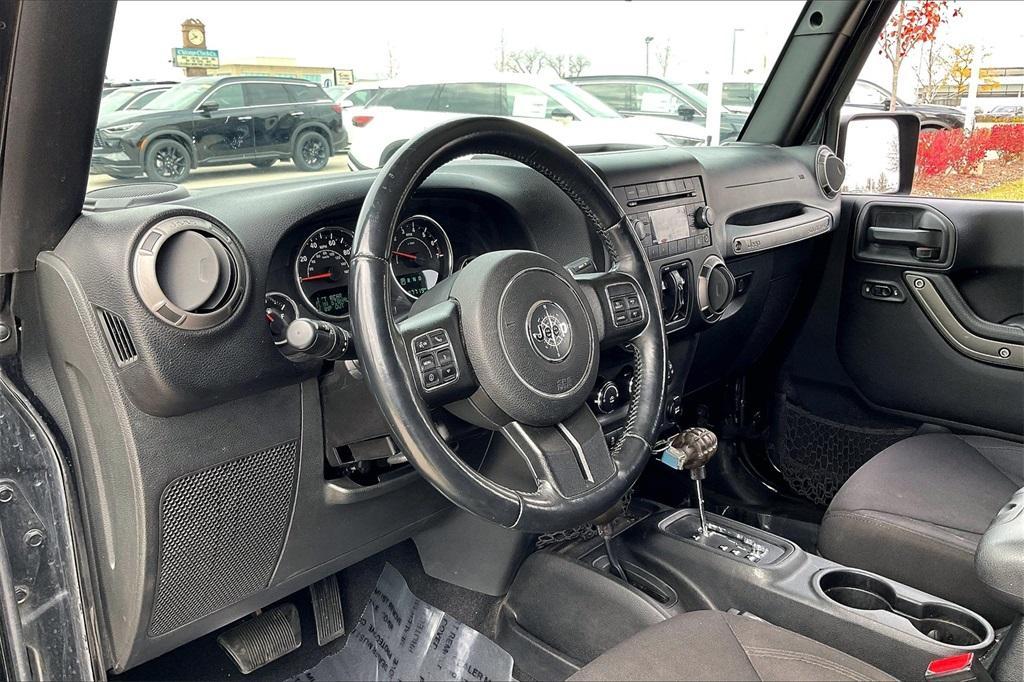 used 2015 Jeep Wrangler Unlimited car, priced at $17,495