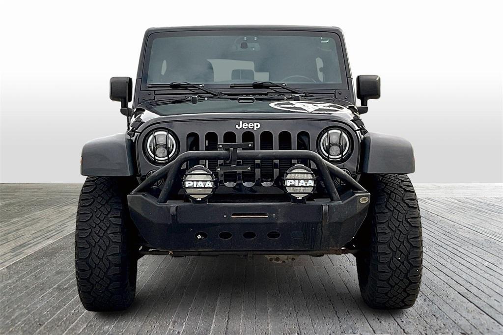 used 2015 Jeep Wrangler Unlimited car, priced at $17,495