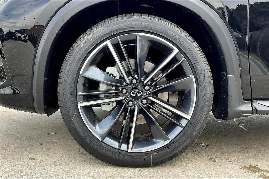 new 2025 INFINITI QX55 car, priced at $54,953