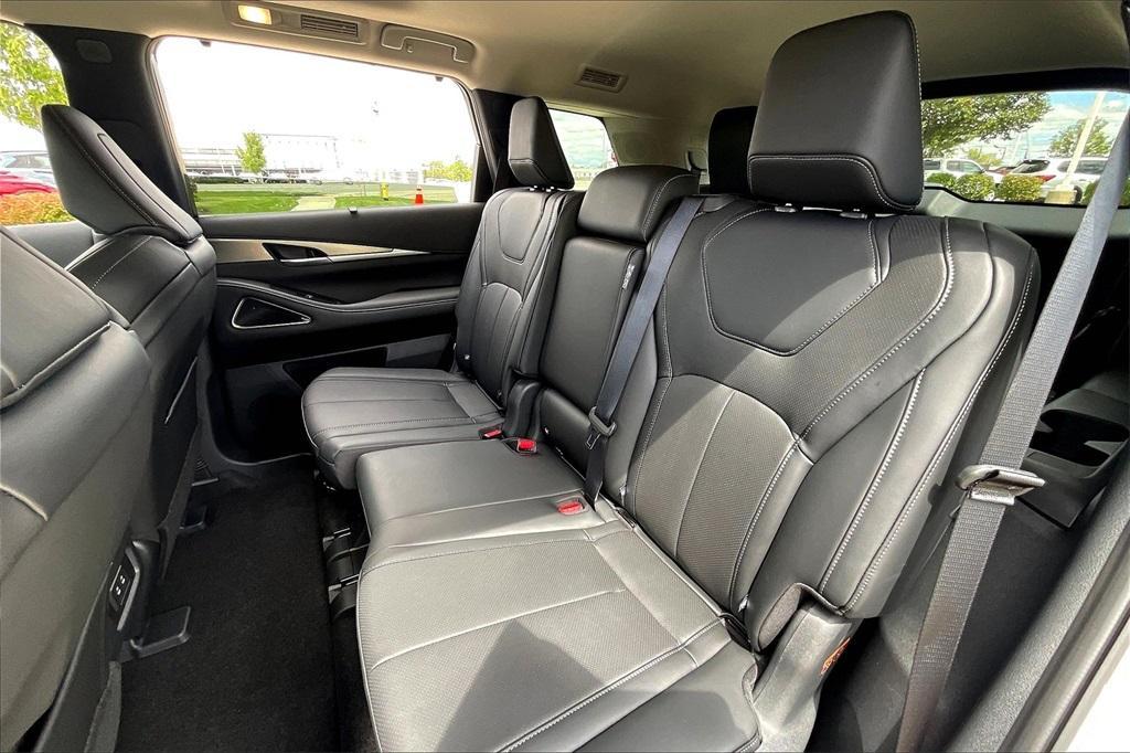 new 2026 INFINITI QX60 car, priced at $59,690