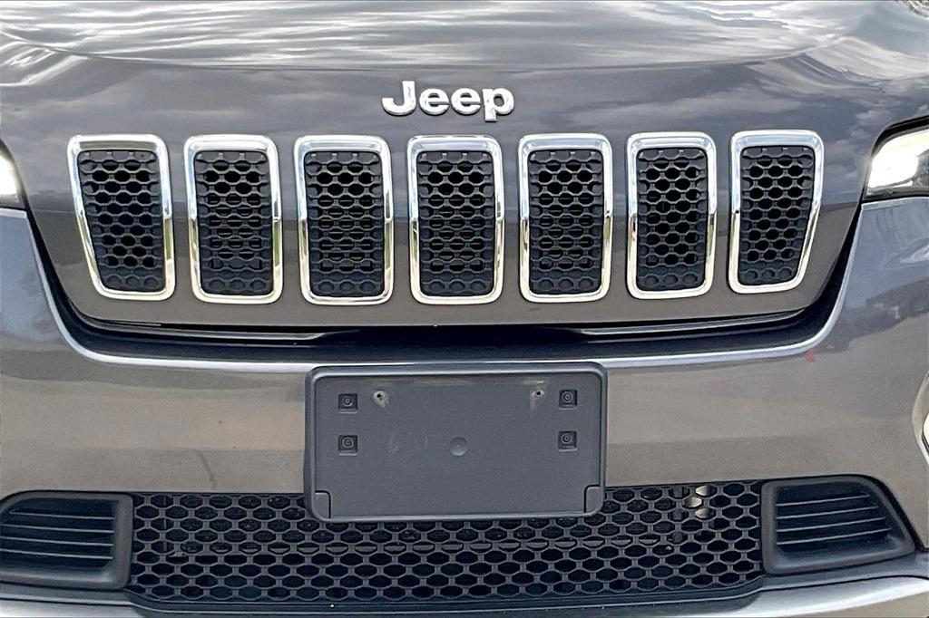 used 2019 Jeep Cherokee car, priced at $16,885