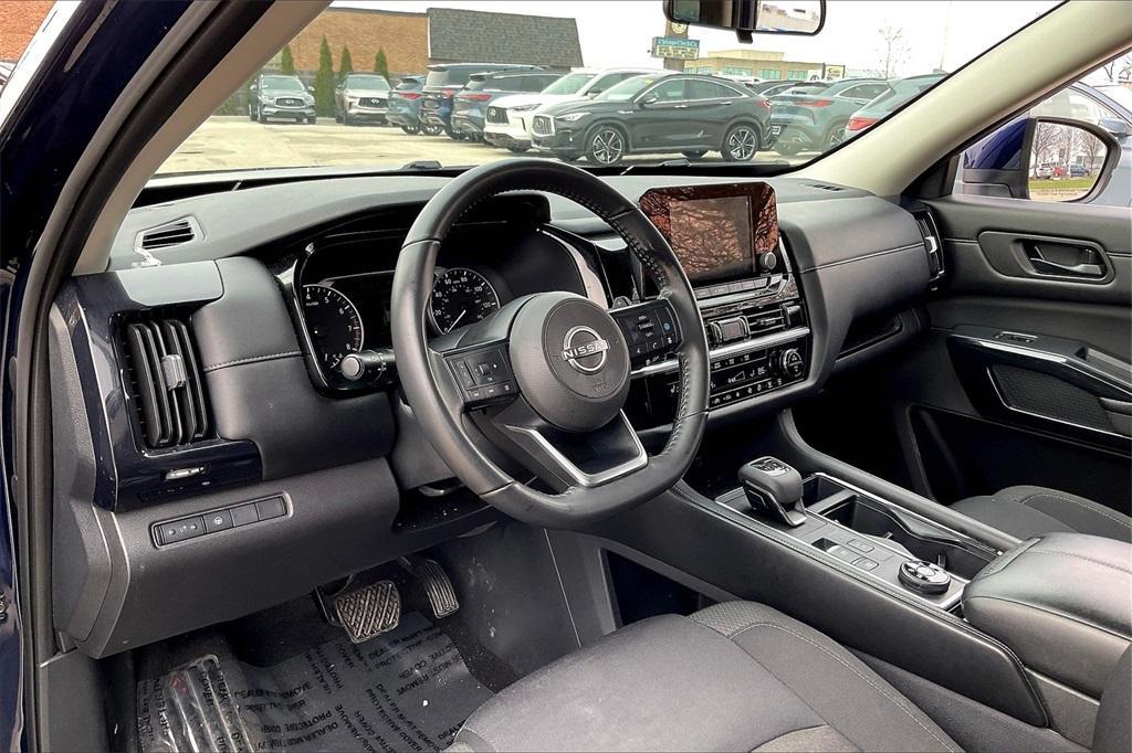 used 2024 Nissan Pathfinder car, priced at $31,555