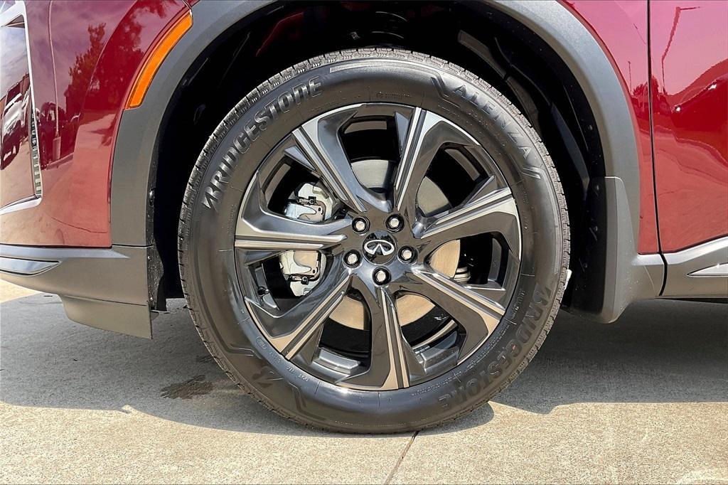 new 2026 INFINITI QX60 car, priced at $68,595