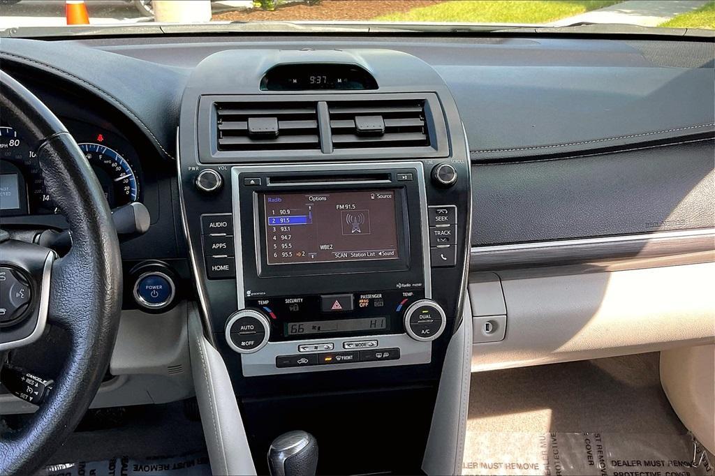 used 2014 Toyota Camry Hybrid car, priced at $17,595