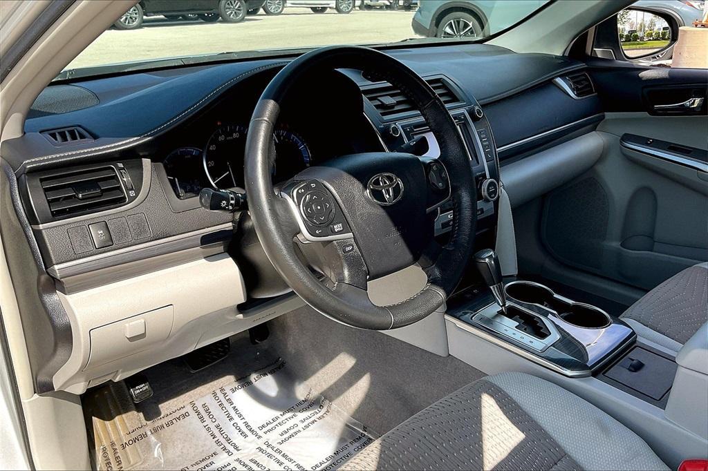 used 2014 Toyota Camry Hybrid car, priced at $17,595