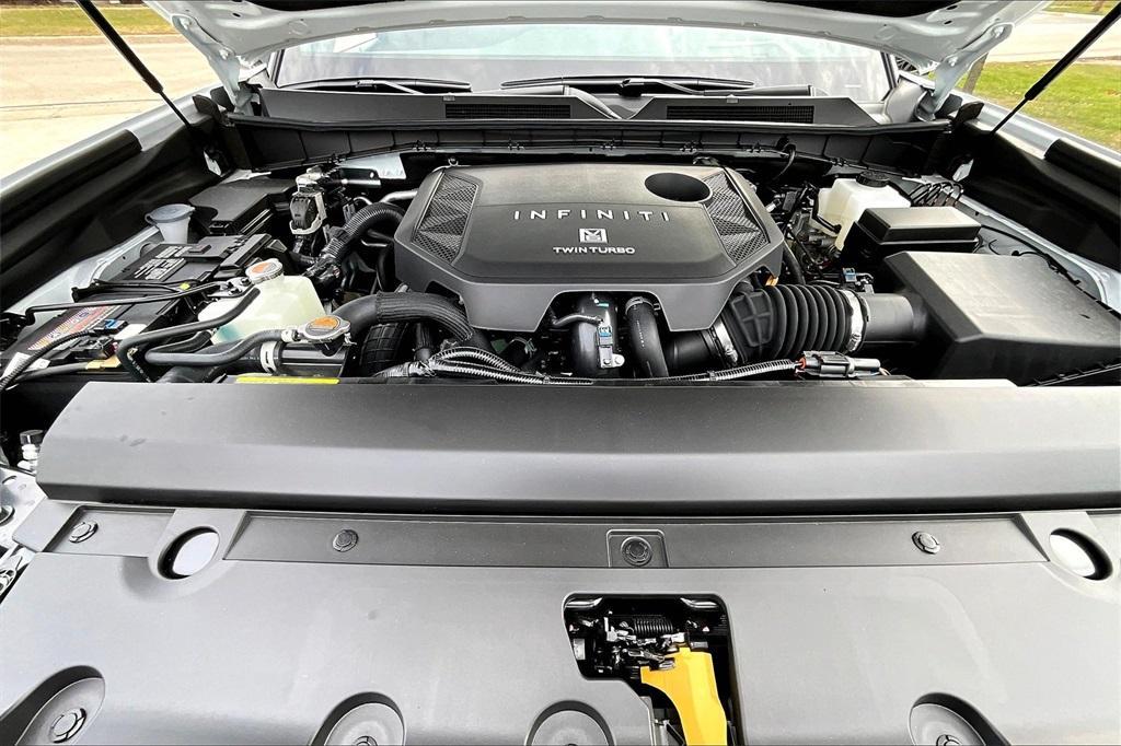 new 2026 INFINITI QX80 car, priced at $100,917