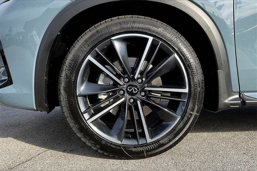 new 2025 INFINITI QX55 car, priced at $49,294