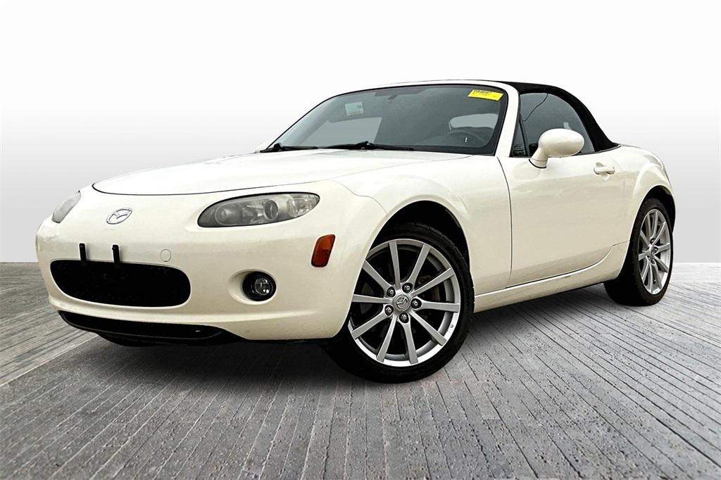 used 2008 Mazda MX-5 Miata car, priced at $10,867