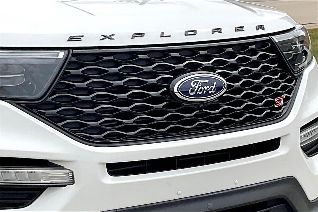 used 2022 Ford Explorer car, priced at $40,826